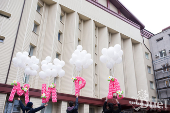 Красочные буквы из воздушных шаров на детском празднике - Днепр, Днепропетровск