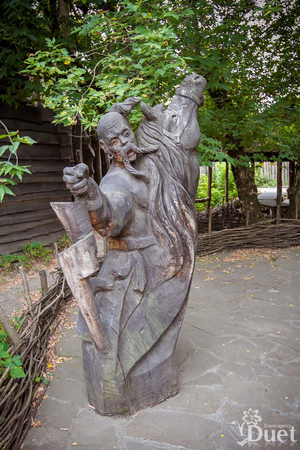 Памятник на острове Хортица - Днепр, Днепропетровск